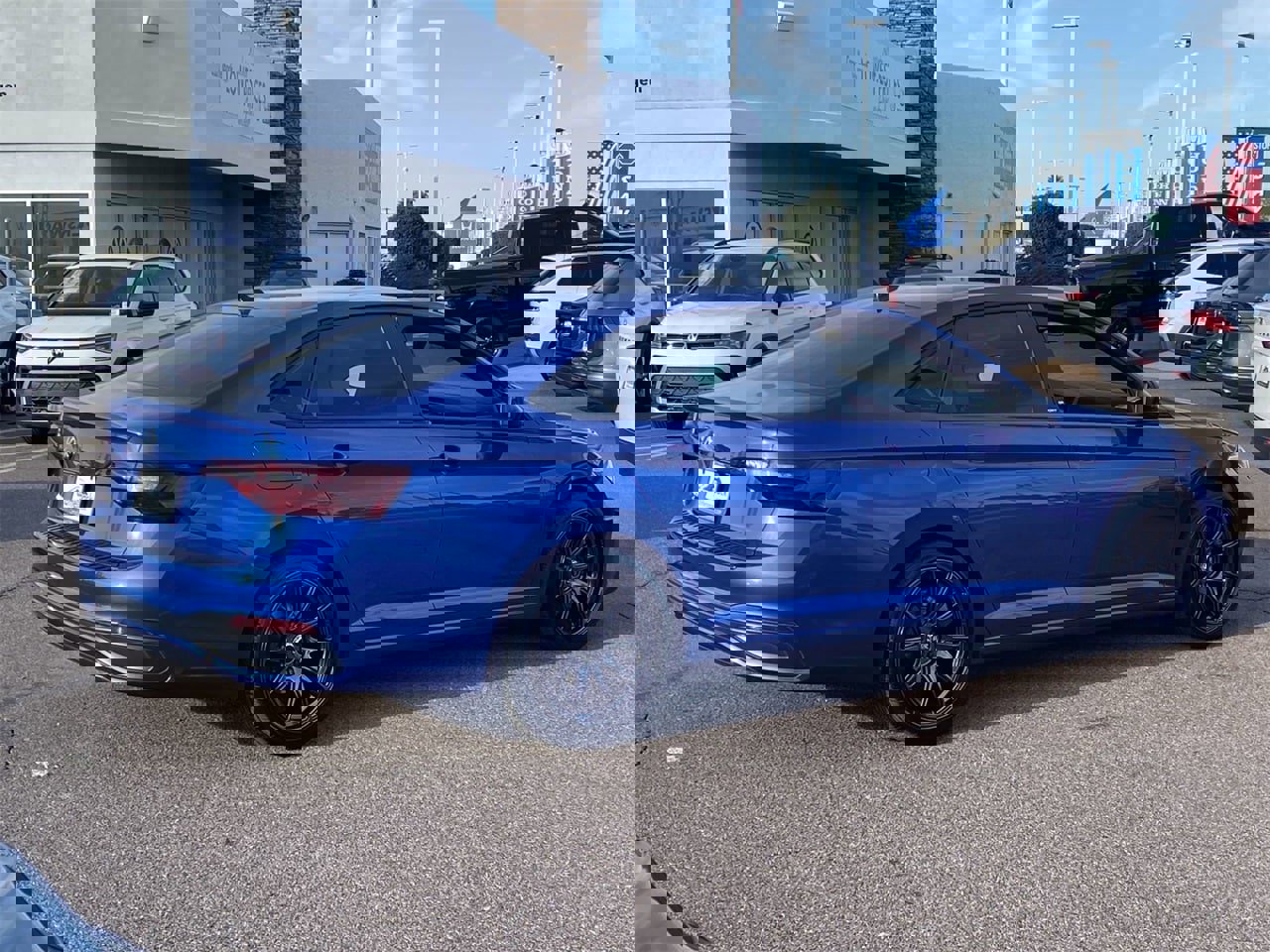 Certified 2024 Volkswagen Jetta Sport image 5