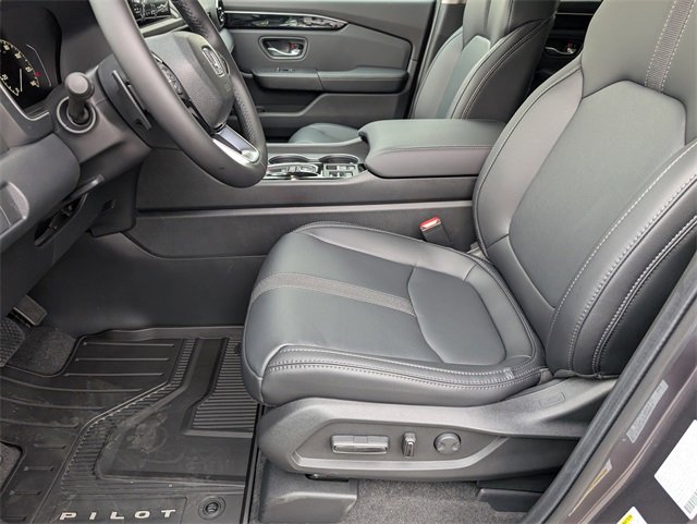 New 2025 Honda Pilot EX-L image 15