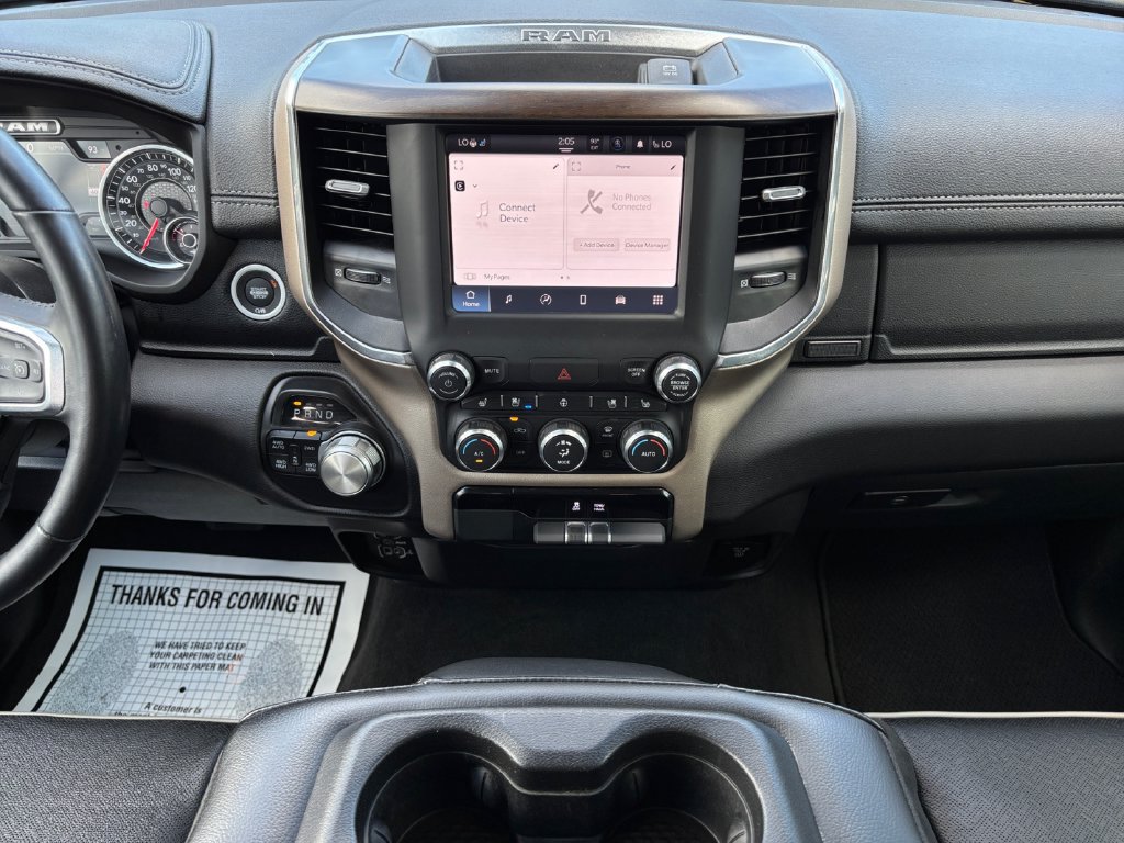 Used 2022 RAM 1500 Laramie AWD/4WD image 16