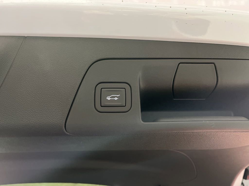 New 2026 Buick Envision Preferred AWD/4WD image 17