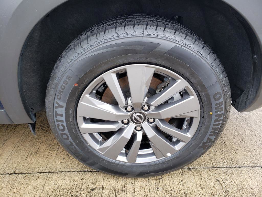 Certified 2025 Nissan Pathfinder SV image 45