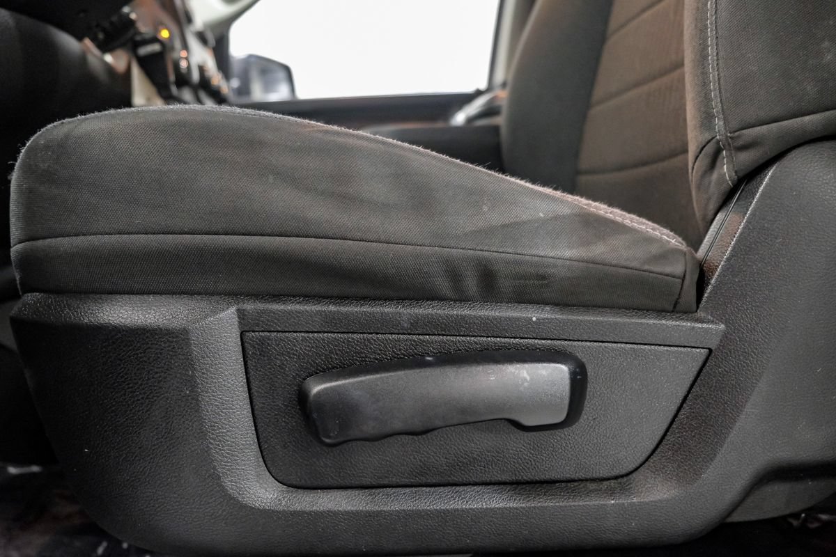 Used 2021 RAM 1500 Tradesman w/ Chrome Plus Package RWD image 31