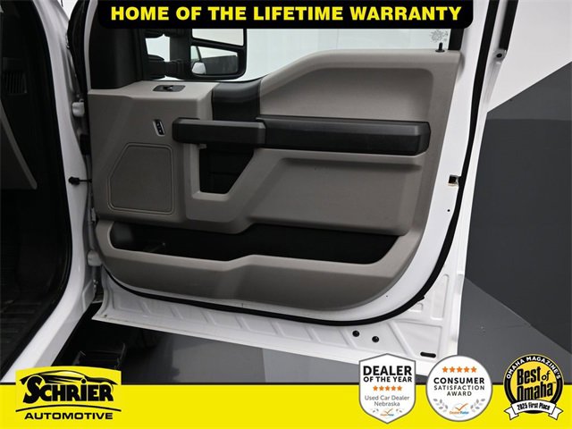 Used 2017 Ford F550 XL w/ Power Equipment Group image 35