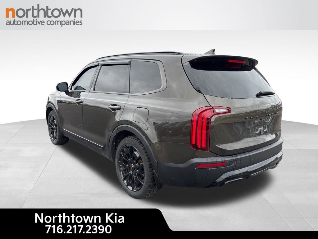 Used 2022 Kia Telluride SX w/ Nightfall Edition Package image 9