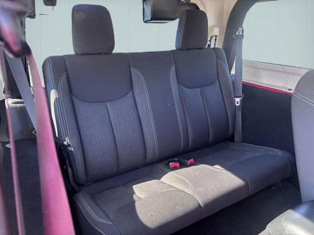 Used 2017 Jeep Wrangler Rubicon w/ Dual Top Group image 24