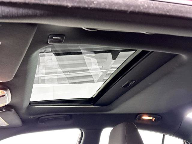 Certified 2023 Dodge Charger SXT w/ Cold Weather Package image 19