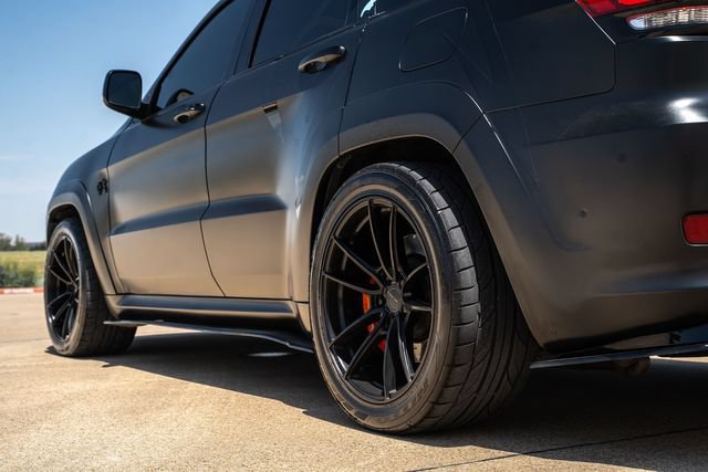 Used 2018 Jeep Grand Cherokee Trackhawk AWD/4WD image 13