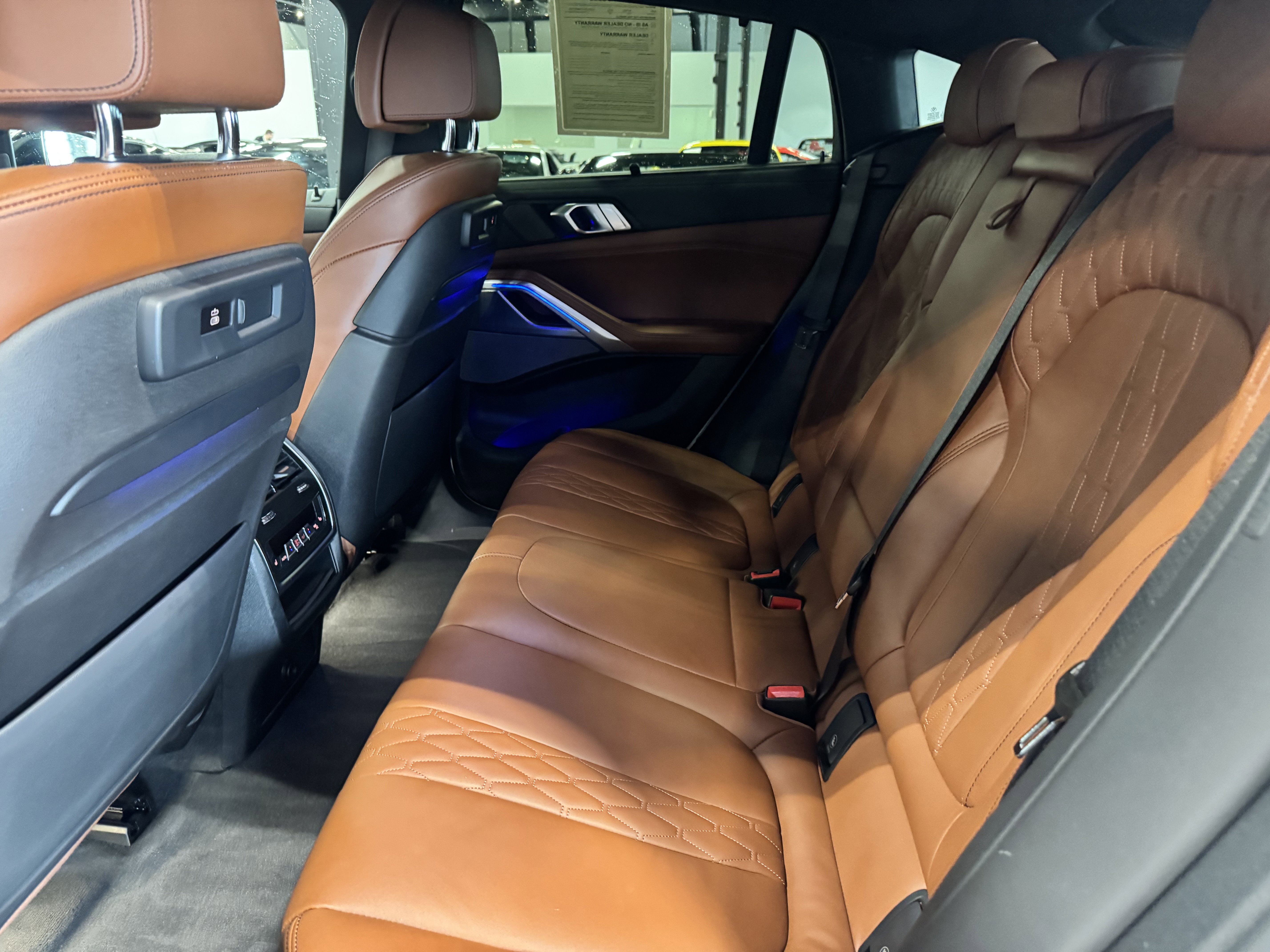 Used 2022 BMW X6 M50i w/ Executive Package image 29