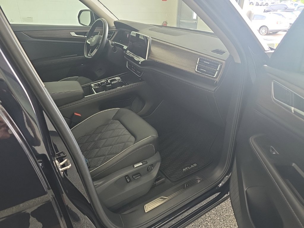 New 2026 Volkswagen Atlas SEL Premium R-Line AWD/4WD image 10