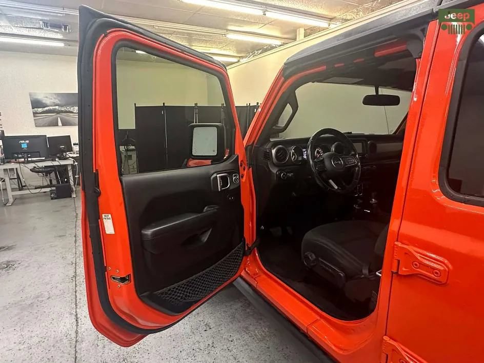 Used 2019 Jeep Wrangler Unlimited Sport S AWD/4WD image 7