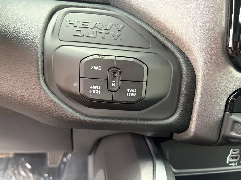 New 2027 RAM 2500 Big Horn AWD/4WD image 28