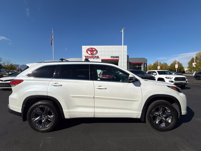 Used 2019 Toyota Highlander Limited AWD/4WD image 3