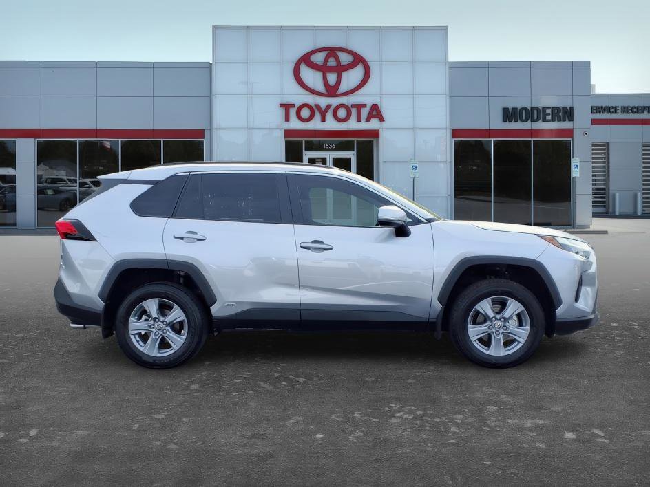 Certified 2025 Toyota RAV4 XLE w/ Convenience Package image 7