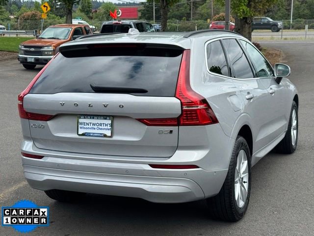Used 2022 Volvo XC60 B5 Momentum AWD/4WD image 7