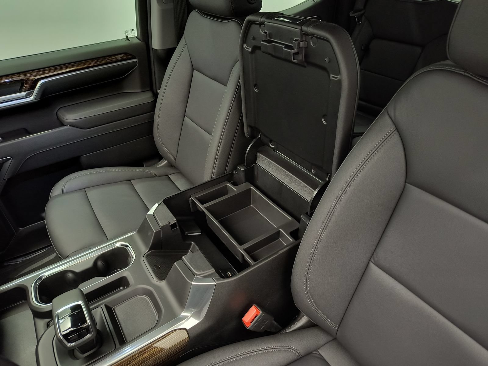 New 2026 GMC Sierra 1500 Elevation w/ Elevation Premium Package AWD/4WD image 28