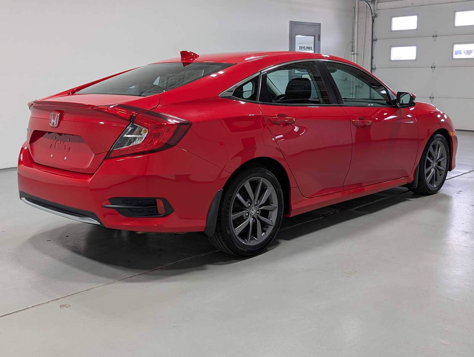 Used 2019 Honda Civic EX image 9
