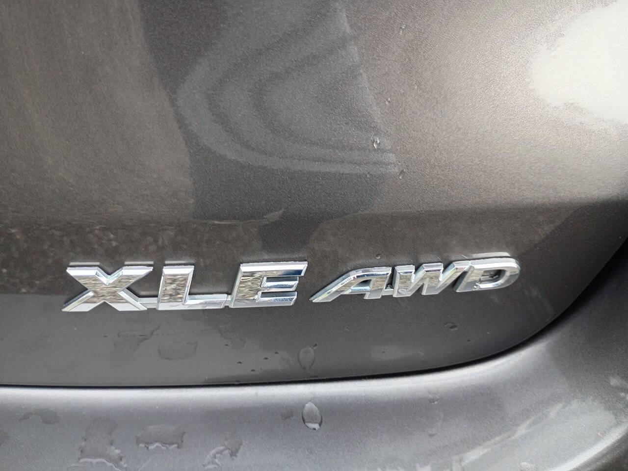 Used 2016 Toyota Highlander XLE AWD/4WD image 32