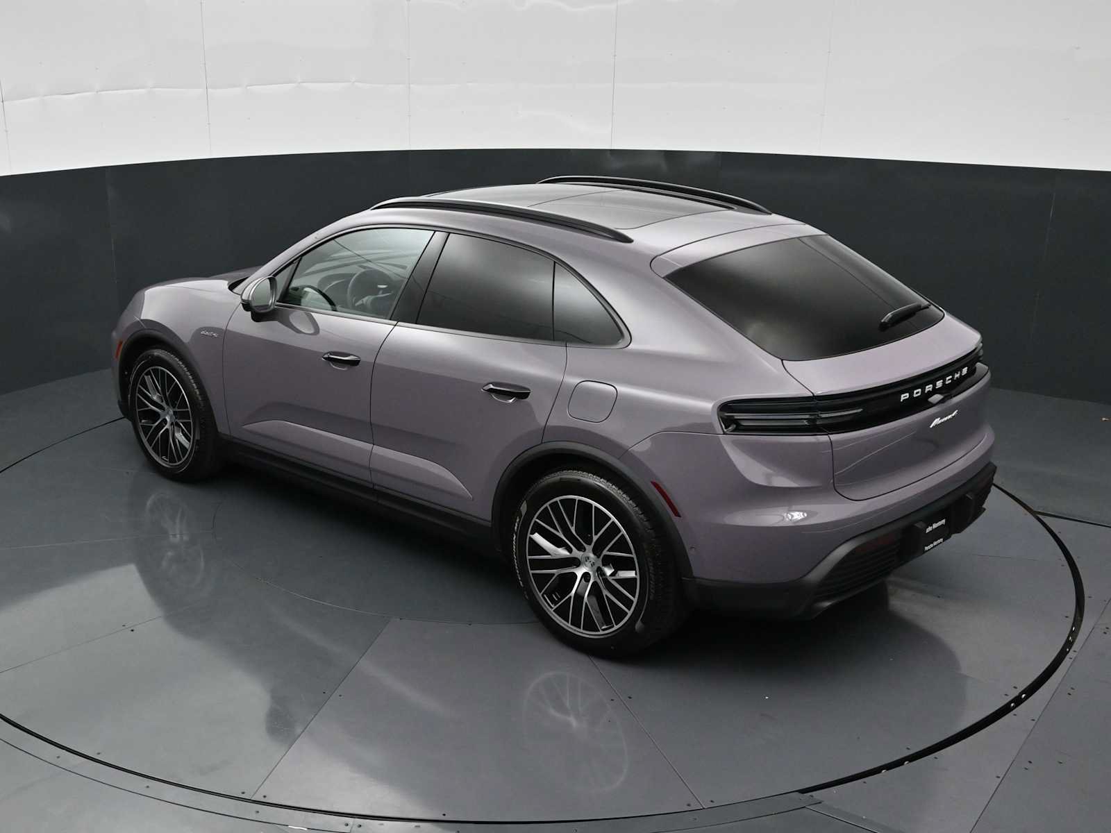 New 2026 Porsche Macan 4 Electric AWD/4WD image 30