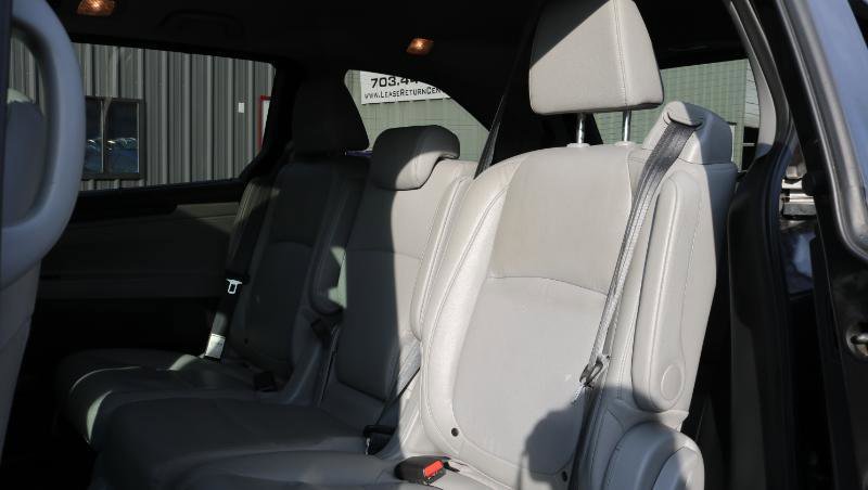 Used 2018 Honda Odyssey EX-L image 19