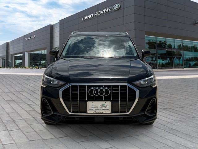 Used 2020 Audi Q3 2.0T Premium w/ Convenience Package AWD/4WD image 8
