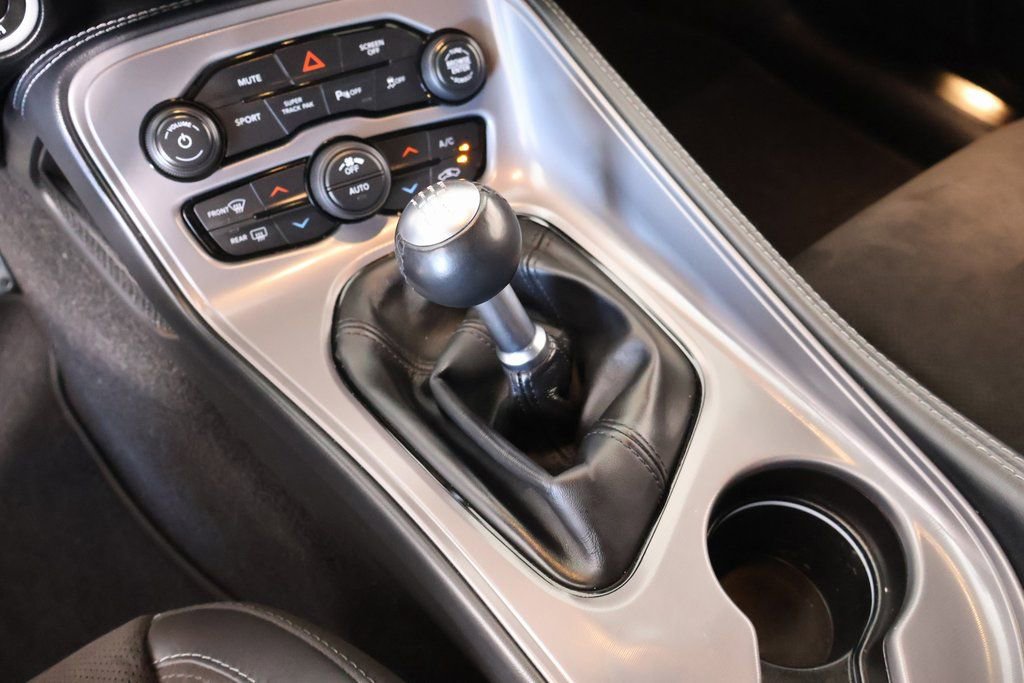 Used 2023 Dodge Challenger R/T w/ Plus Package image 8