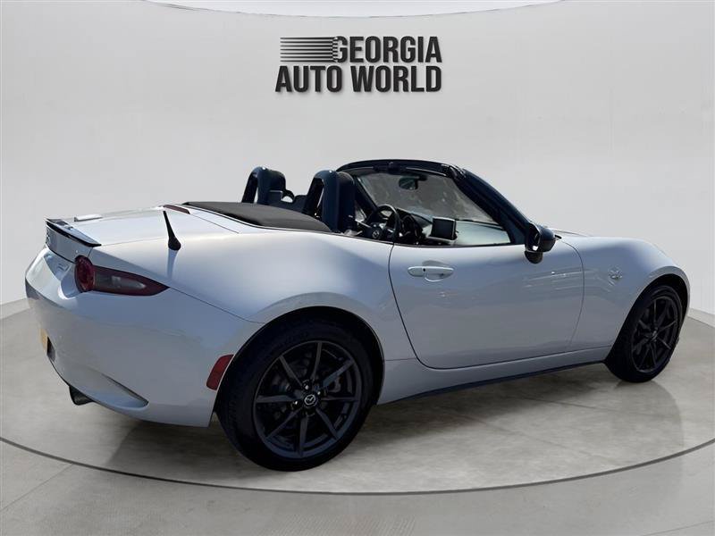 Used 2016 MAZDA MX-5 Miata Club RWD image 13