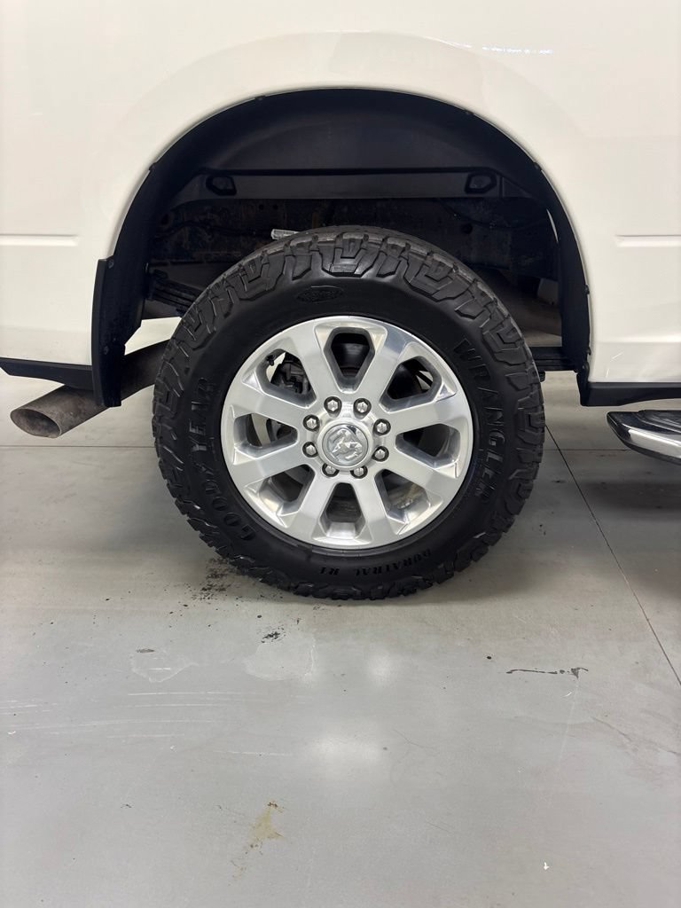 Used 2024 RAM 3500 Laramie w/ Sport Appearance Package AWD/4WD image 32
