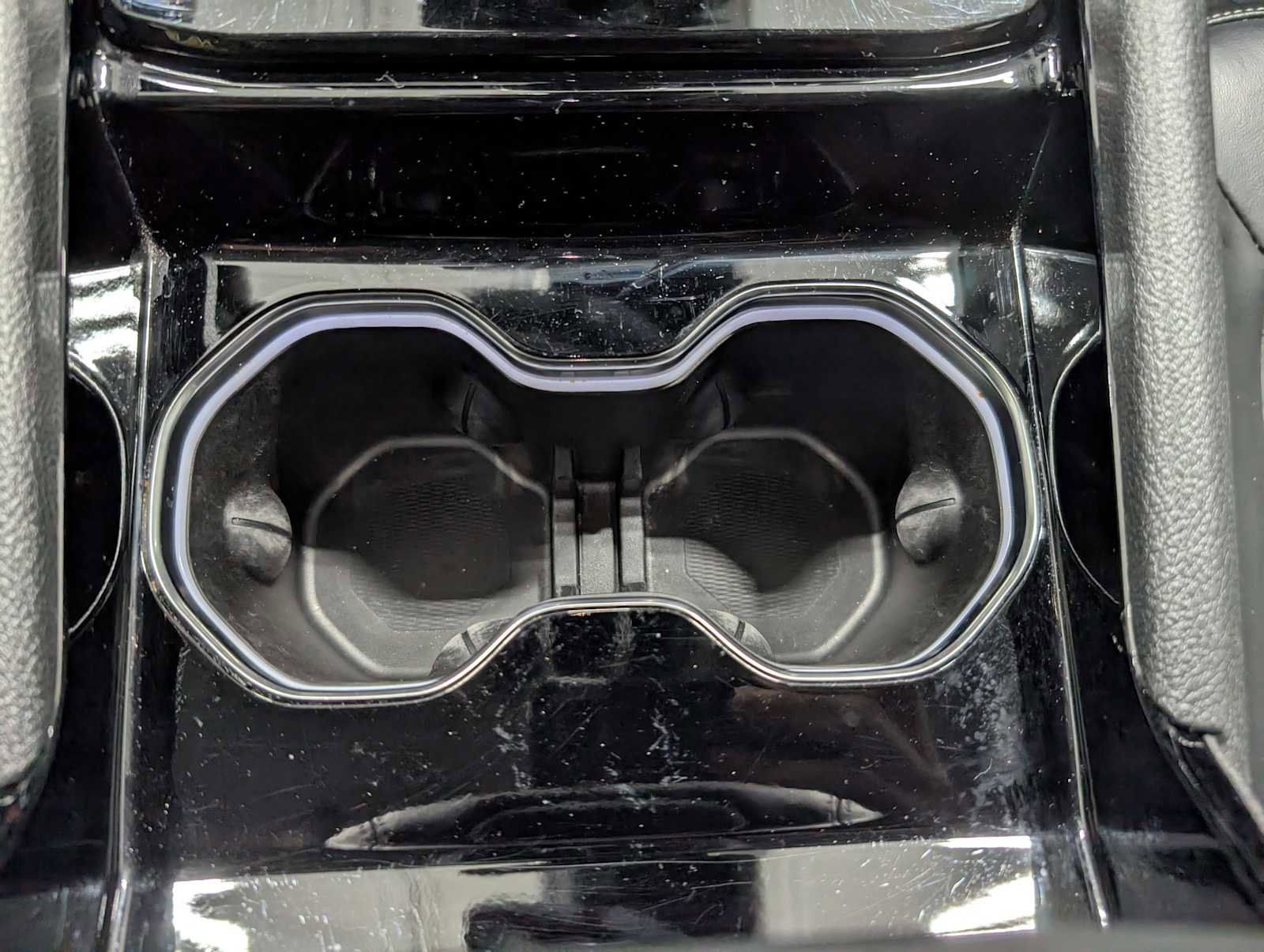 Used 2022 Jeep Grand Cherokee Limited image 23