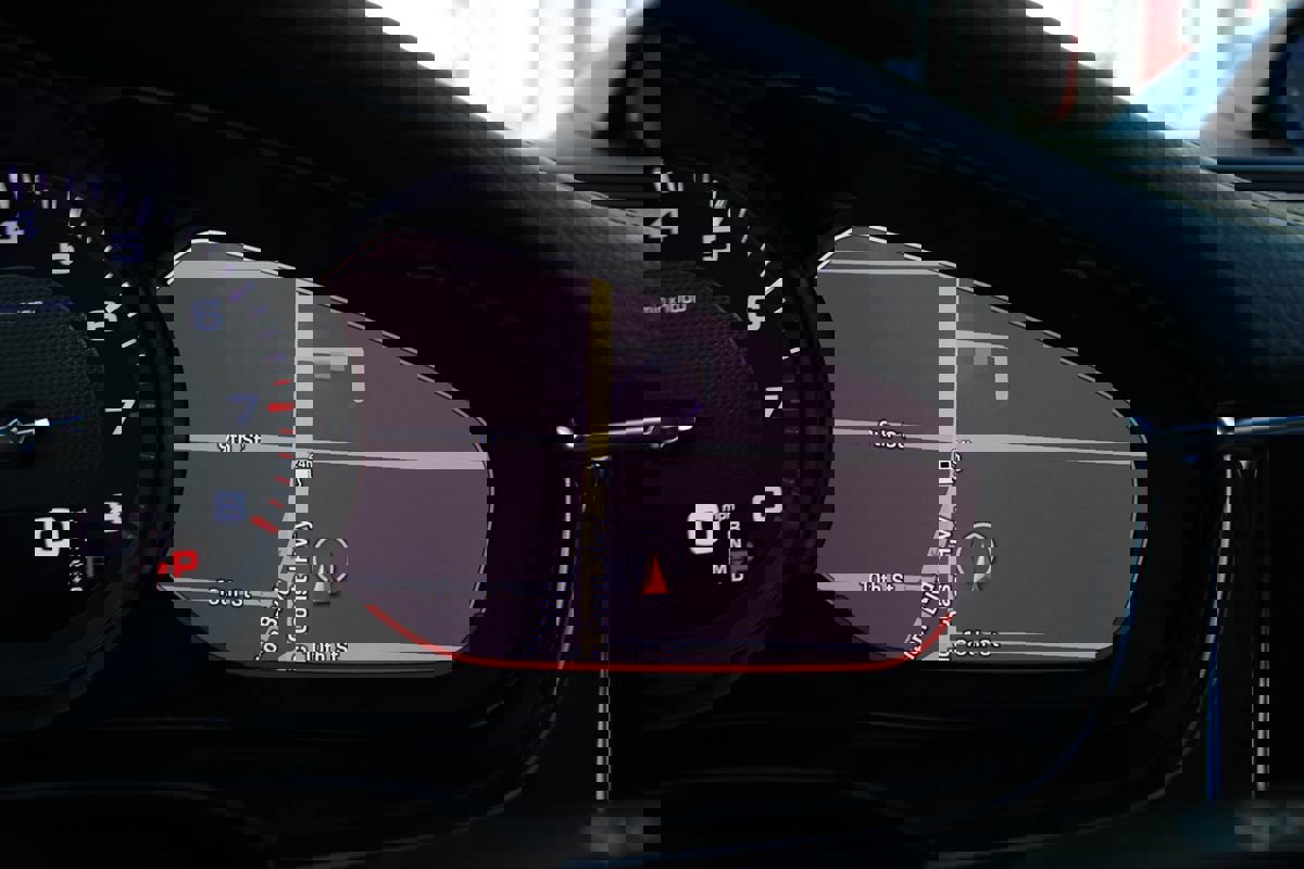 Used 2021 Porsche Panamera w/ Premium Package image 30