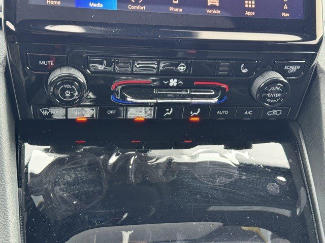 New 2025 Jeep Grand Cherokee L Limited image 22