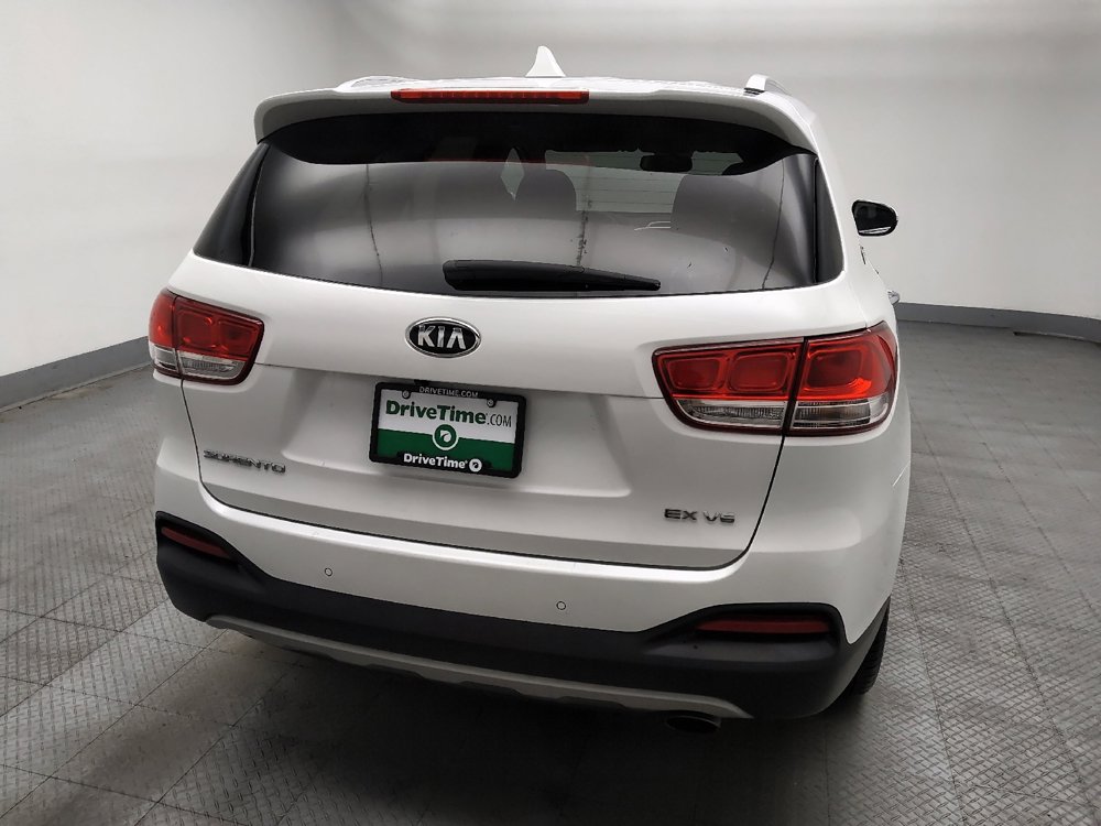 Used 2018 Kia Sorento EX image 7