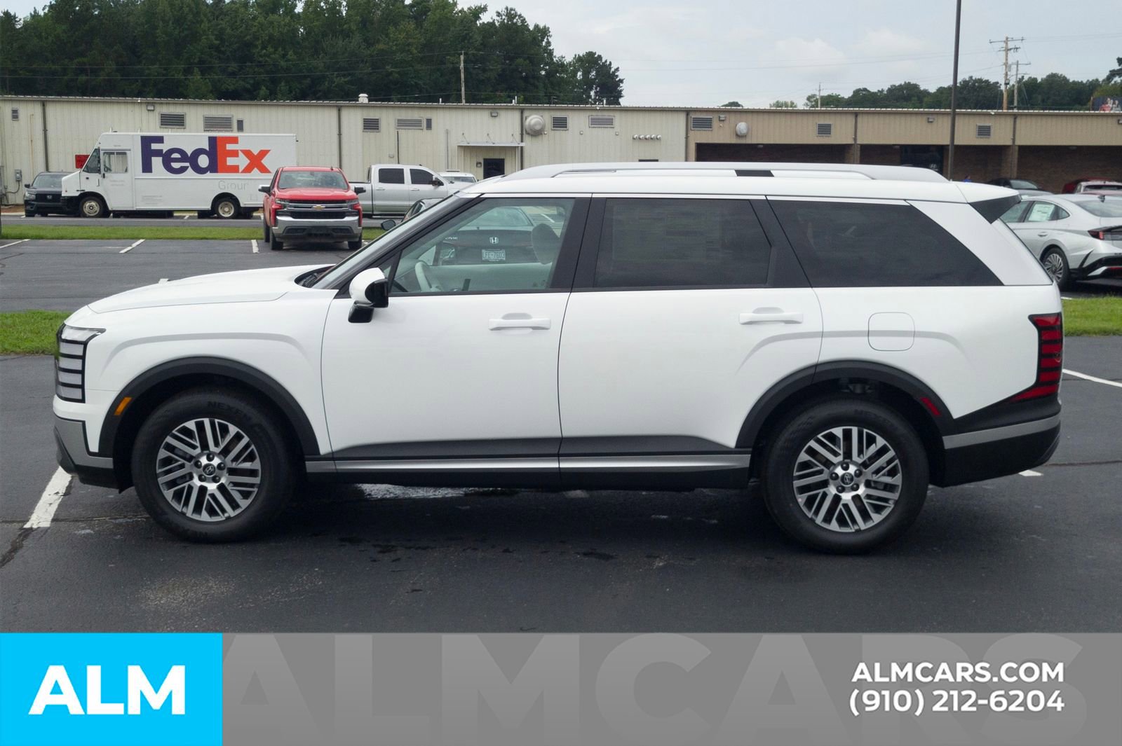 Used 2026 Hyundai Palisade SEL image 10