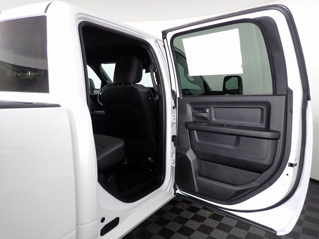 New 2026 RAM 3500 Tradesman w/ Chrome Appearance Group A image 25