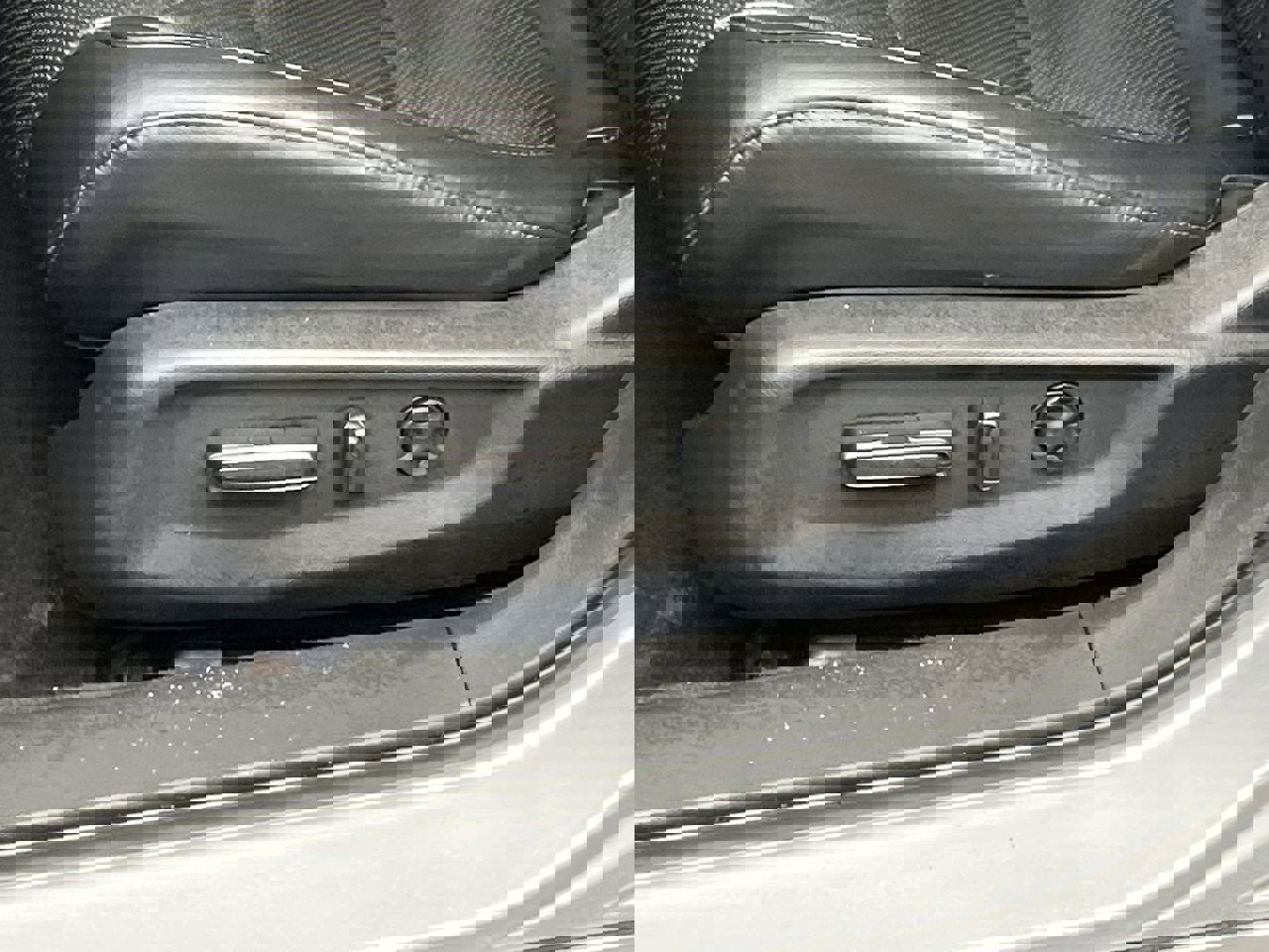 Used 2018 Honda Accord EX-L image 10