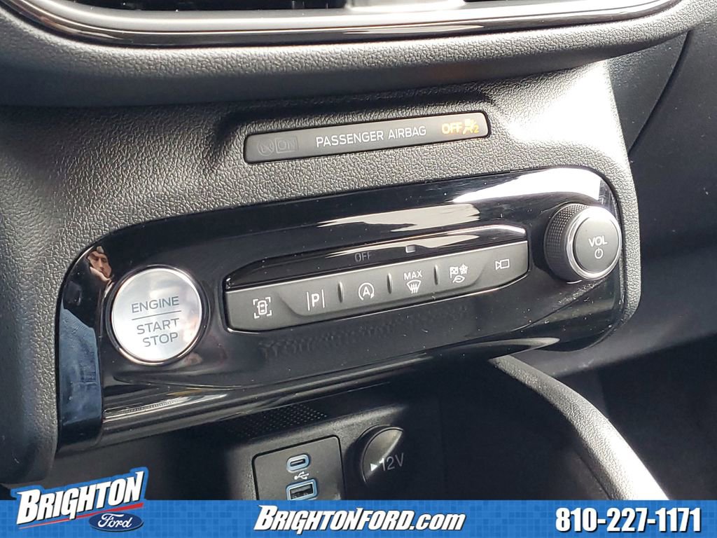 Used 2023 Ford Escape ST-Line Elite w/ Class II Trailer Tow Package image 27