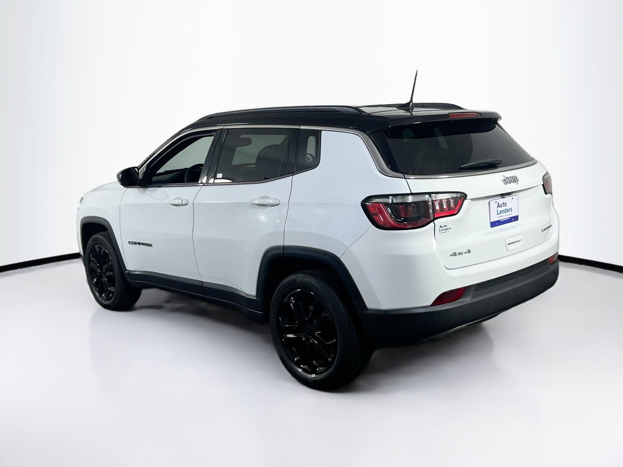 Used 2023 Jeep Compass Limited AWD/4WD image 7