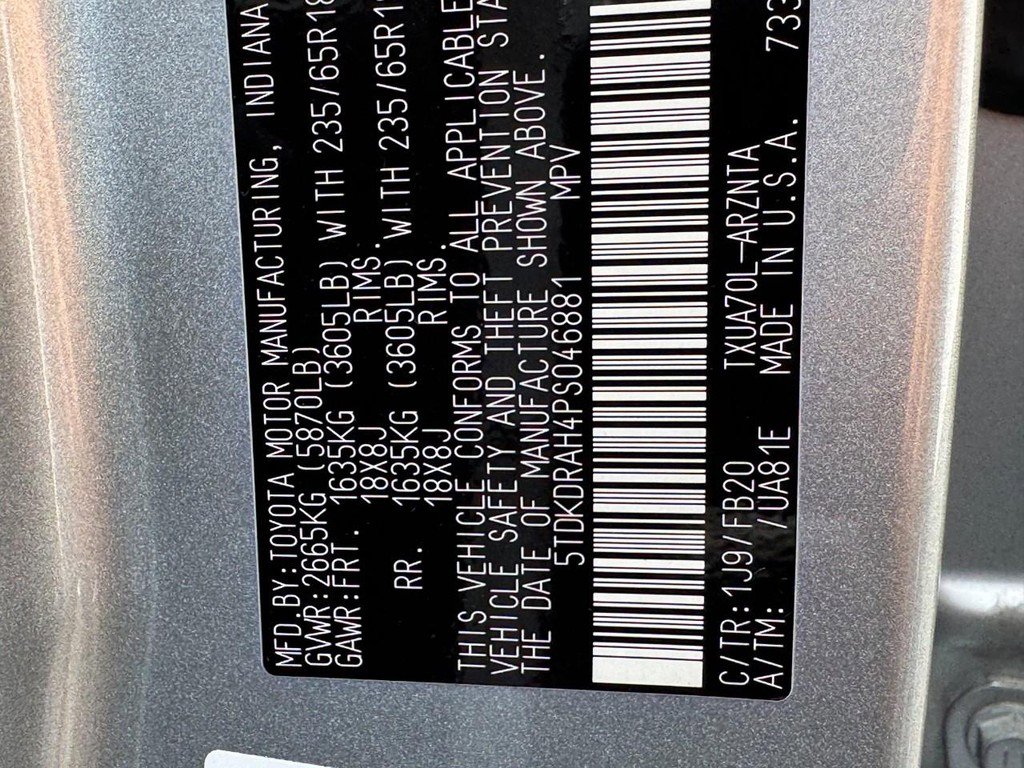 Used 2023 Toyota Highlander image 24