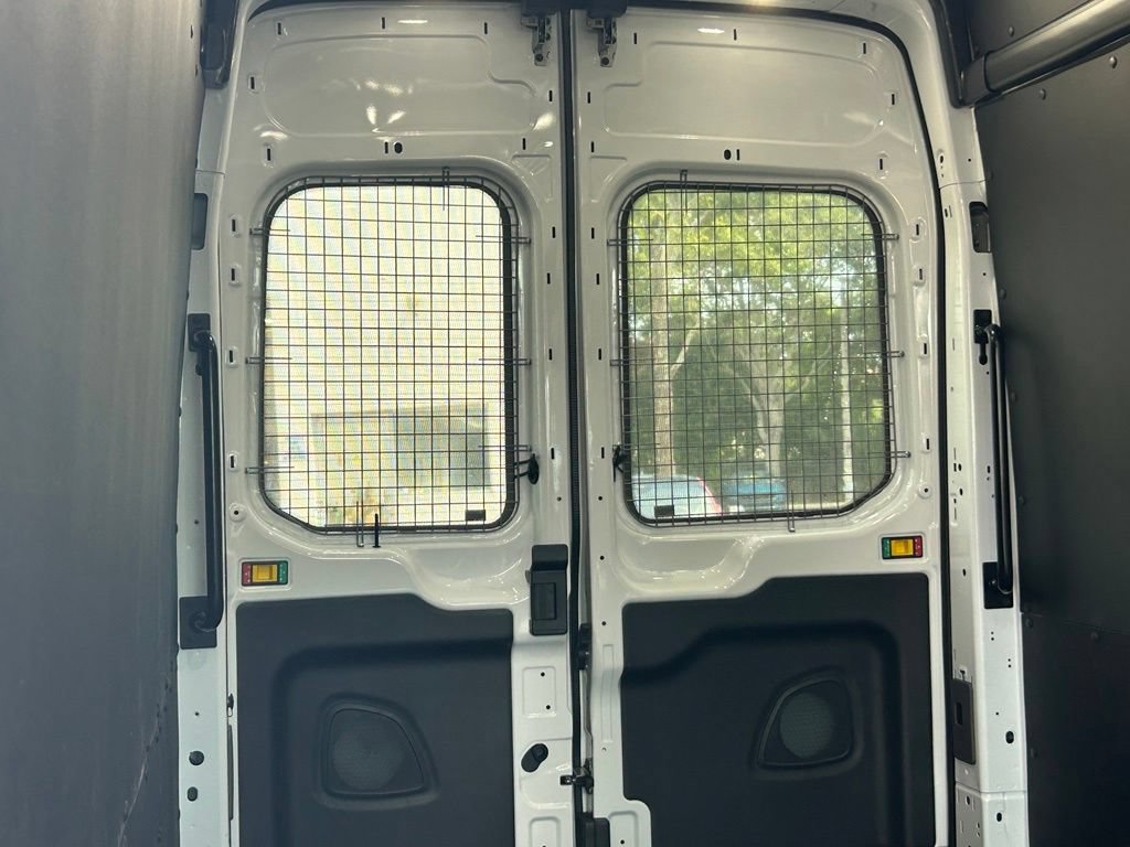 New 2026 Ford Transit 250 148 High Roof w/ Load Area Protection Package RWD image 27