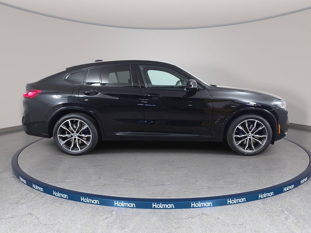 Certified 2024 BMW X4 M40i w/ Premium Package AWD/4WD image 5