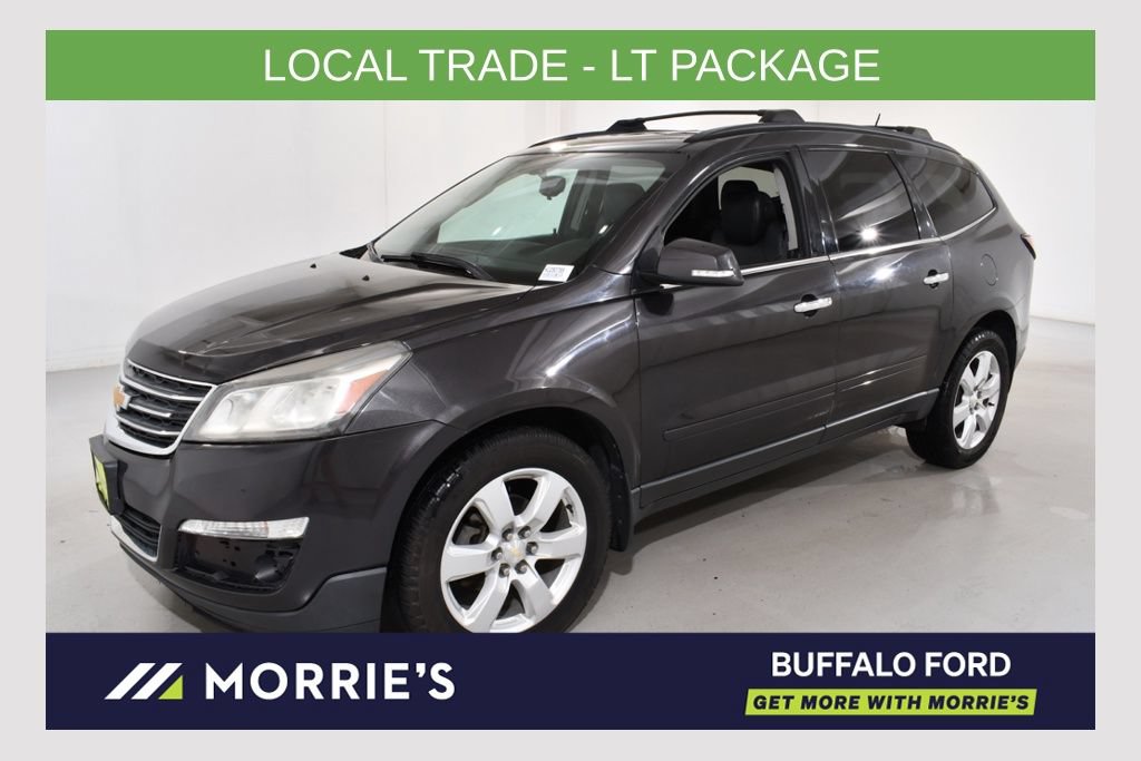 Used 2017 Chevrolet Traverse LT w/ Style and Technology Package FWD image 1