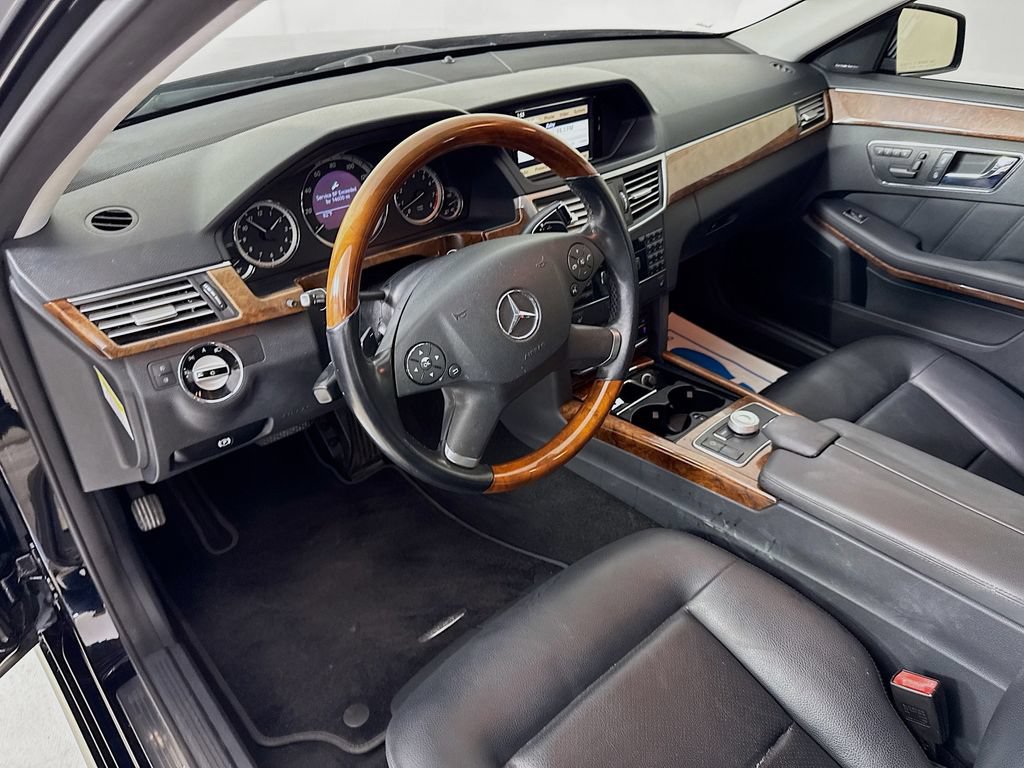 Used 2010 Mercedes-Benz E 350 Sedan image 10