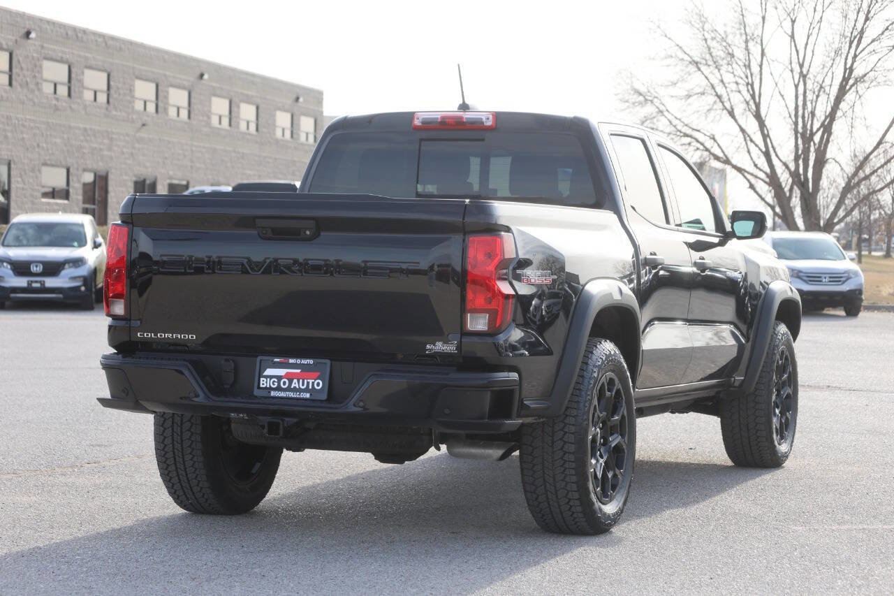 Used 2026 Chevrolet Colorado Trail Boss image 9