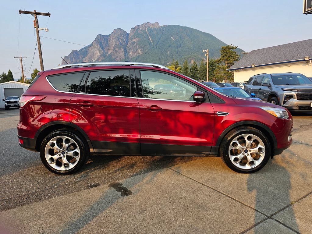 Used 2015 Ford Escape Titanium w/ Equipment Group 301A AWD/4WD image 4