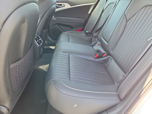 Used 2026 Genesis G70 2.5T Prestige image 13