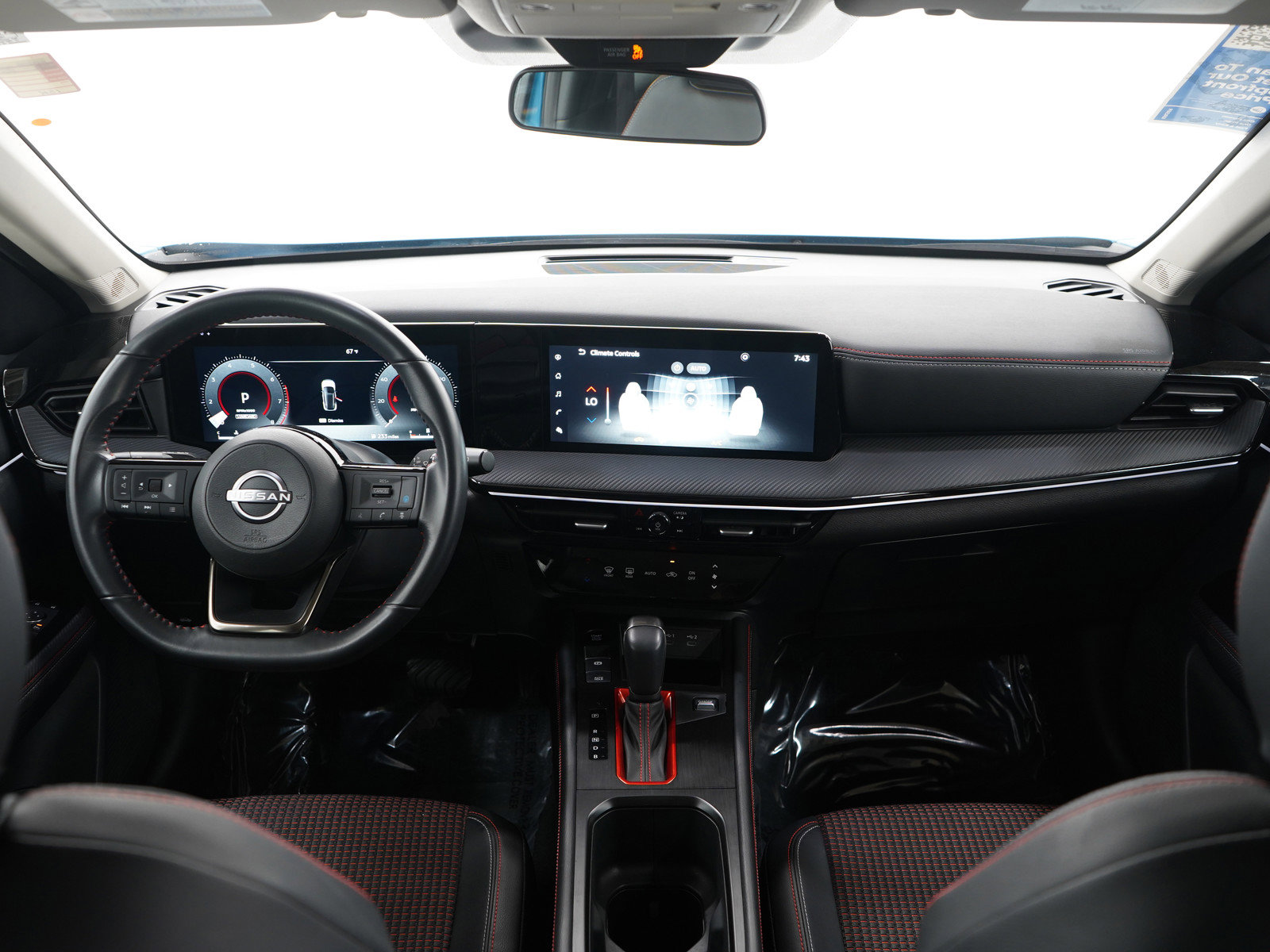 Used 2025 Nissan Kicks SR image 14