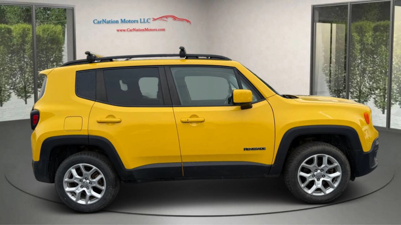 Used 2017 Jeep Renegade Latitude image 8