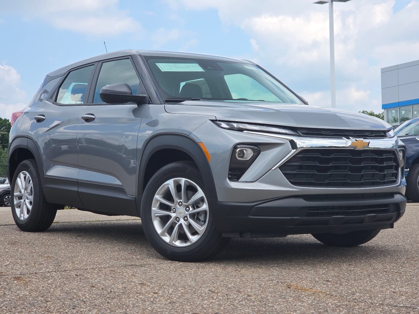 New 2026 Chevrolet TrailBlazer LS AWD/4WD image 2