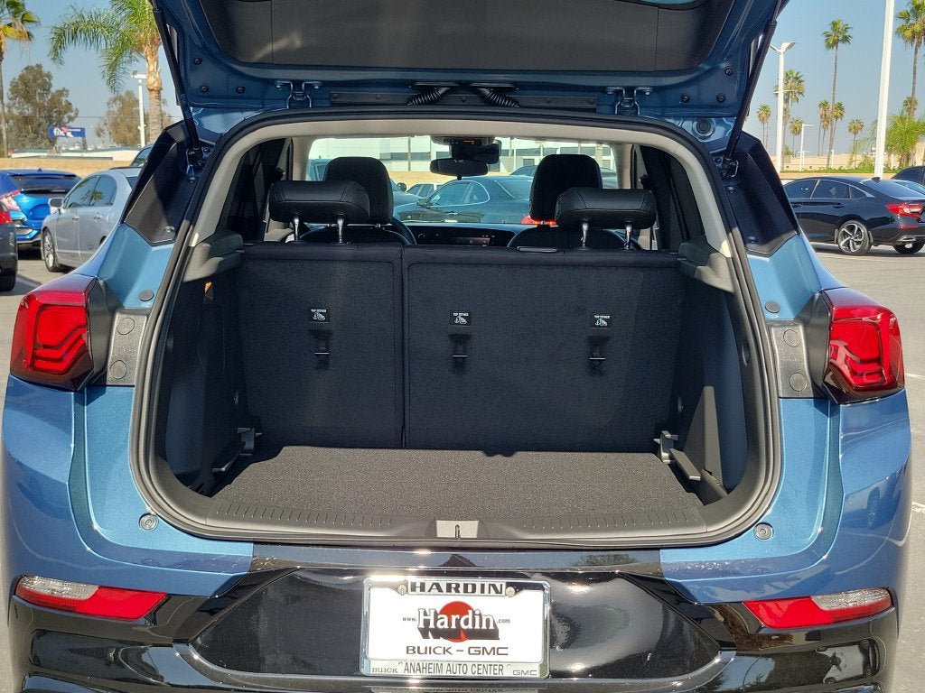 New 2026 Buick Encore GX Sport Touring FWD image 6