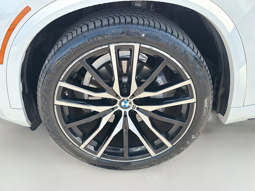 Used 2021 BMW X5 sDrive40i w/ M Sport Package RWD image 42