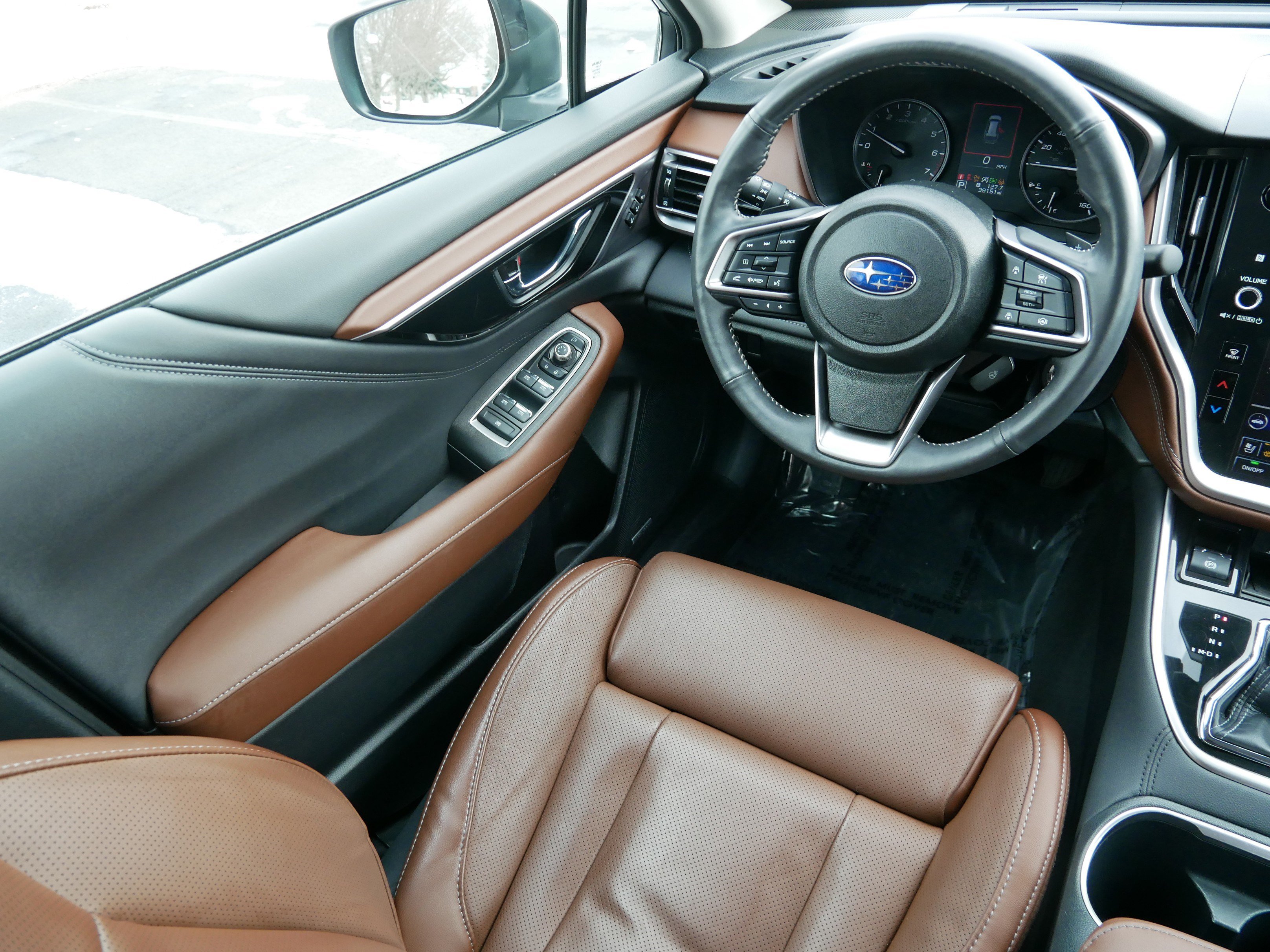 Certified 2025 Subaru Outback Touring w/ Tech Package 3 image 9